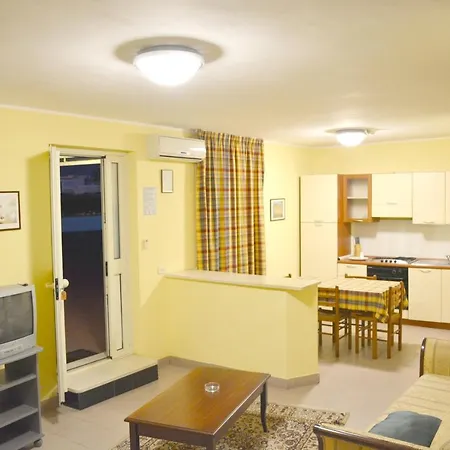 Charming In Reggio Calabria, 40 Sqm, Terrace *