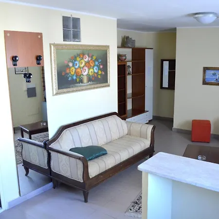 Charming In Reggio Calabria, 40 Sqm, Terrace Reggio Calabria