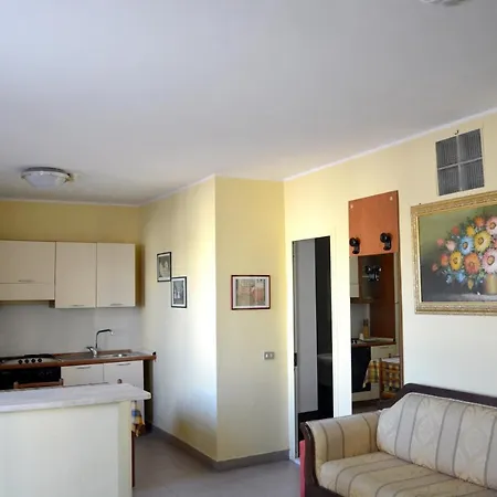 Charming In Reggio Calabria, 40 Sqm, Terrace *